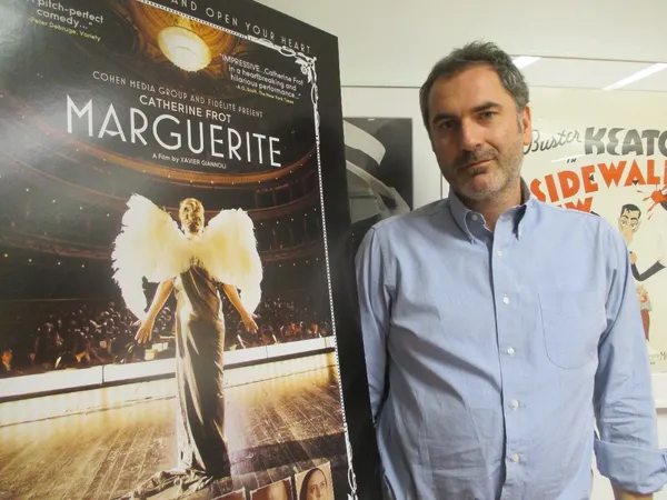 Xavier Giannoli on the lie of Charlie Chaplin: "Everything is true in the Dada performance."